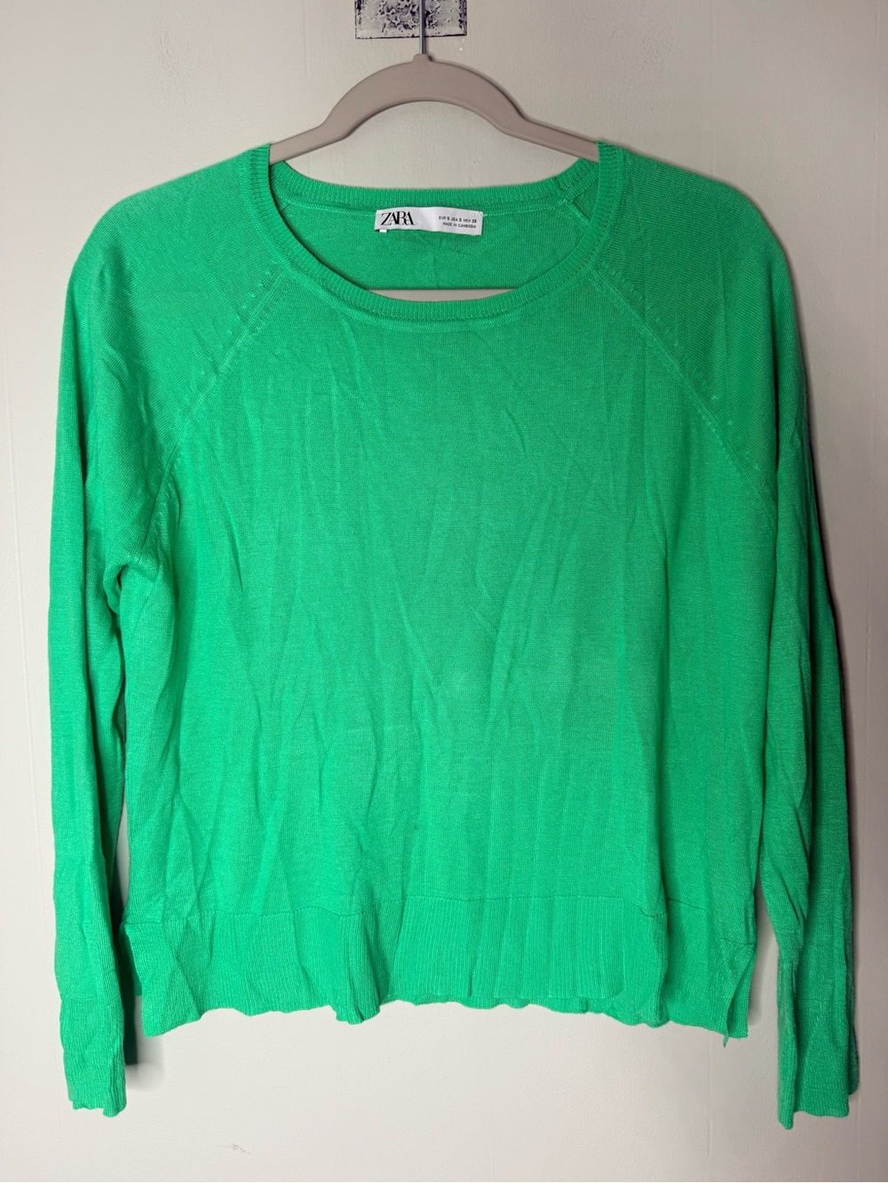 ZARA Kelly Green Crewneck Sweater